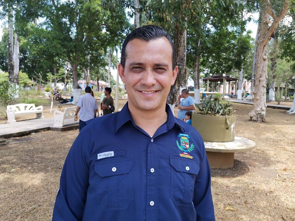 El alcalde de San Mateo Jairo Guzmán, enfoca su trabajo en programas de formación integral de la niñez de su cantón.
